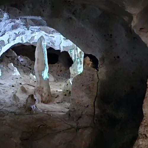 Cuevas del Groto y playa Puerto Seco